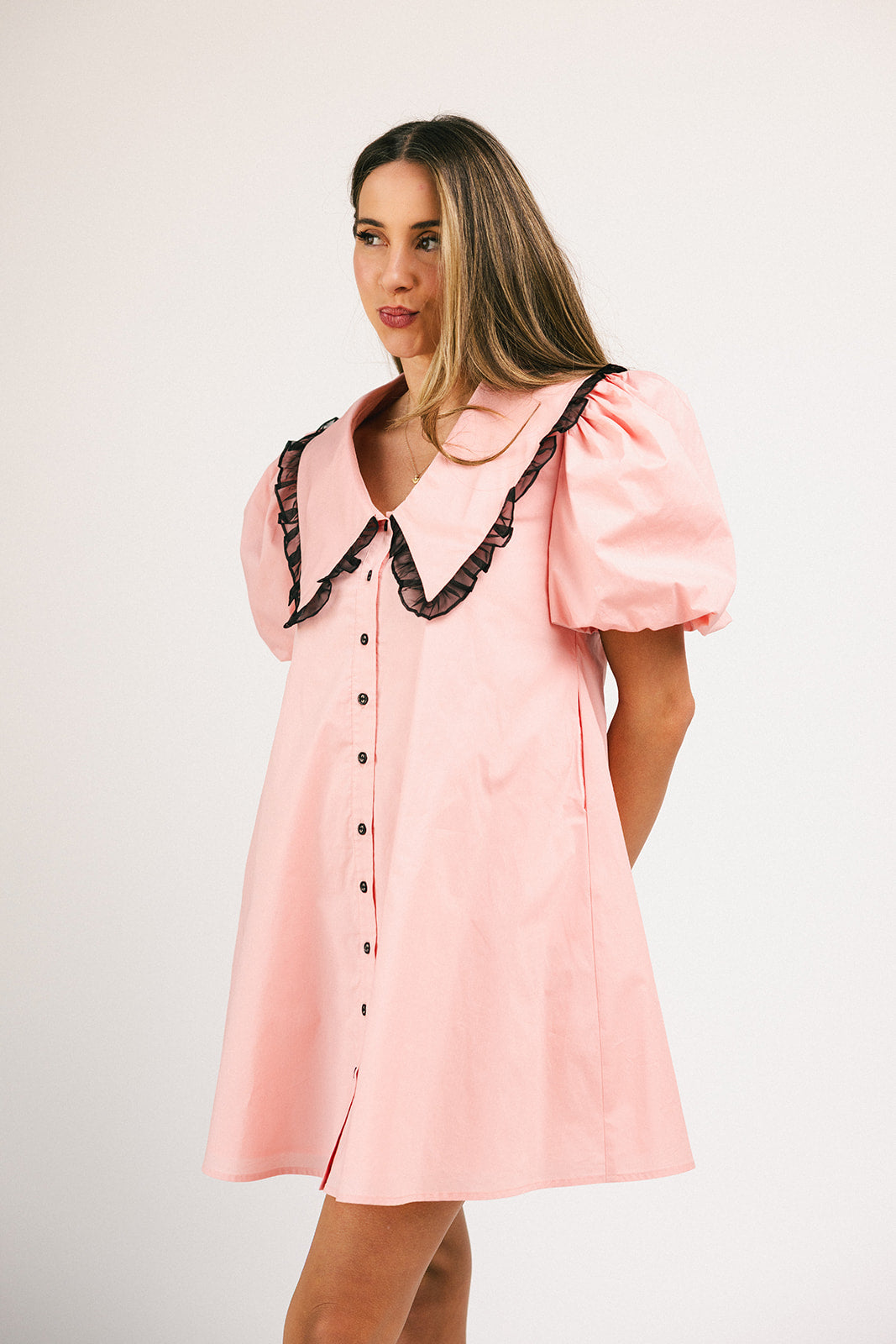 klänning med vallmokrage // rosa *exklusivt från Zoco*