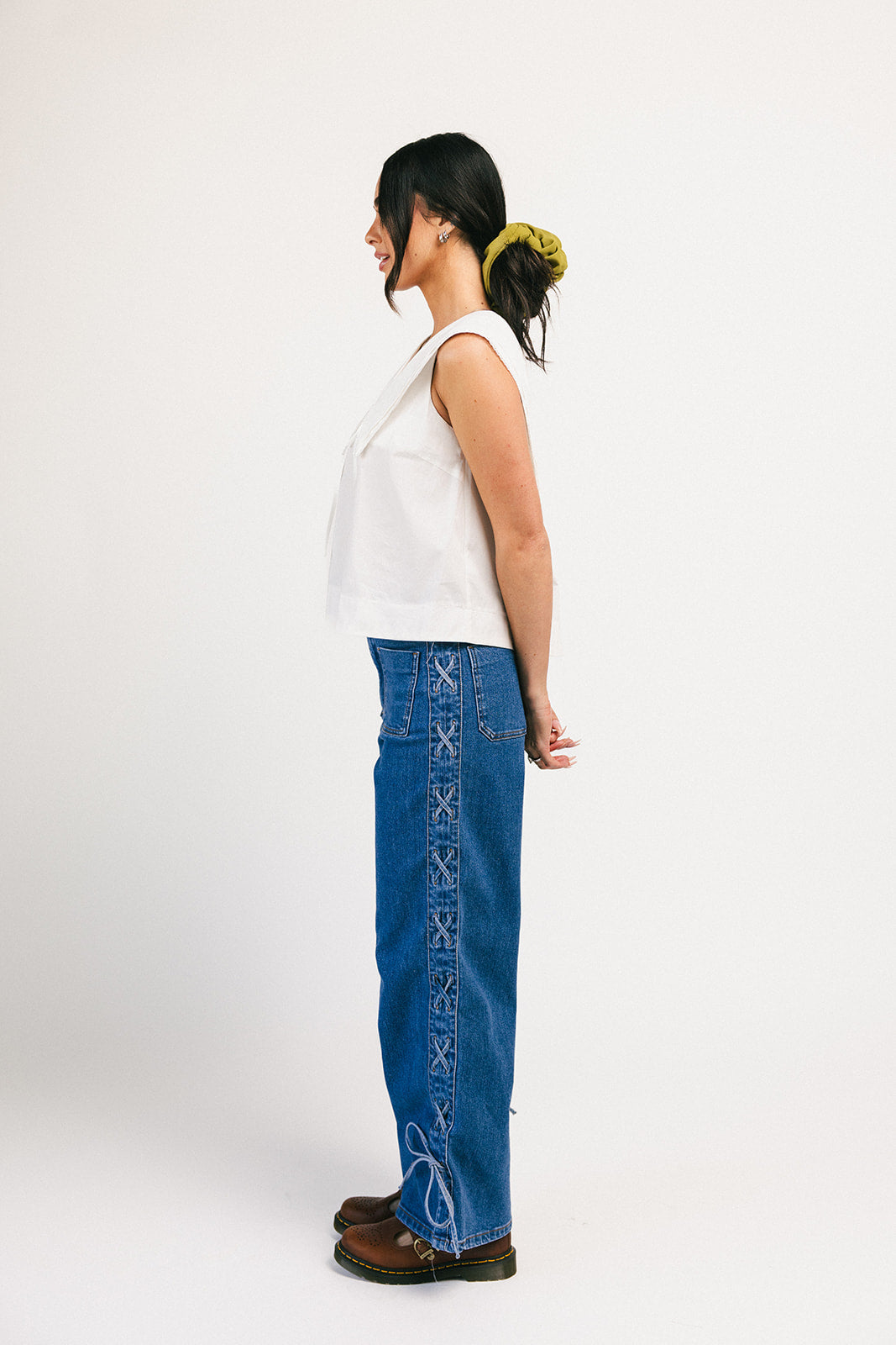 Theresa slips denim