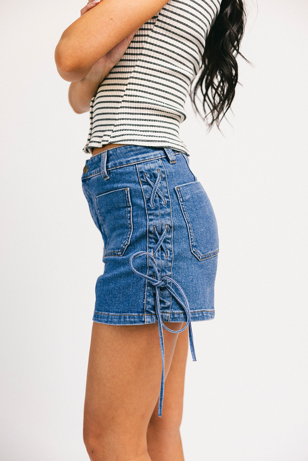 visa upp jeansshorts
