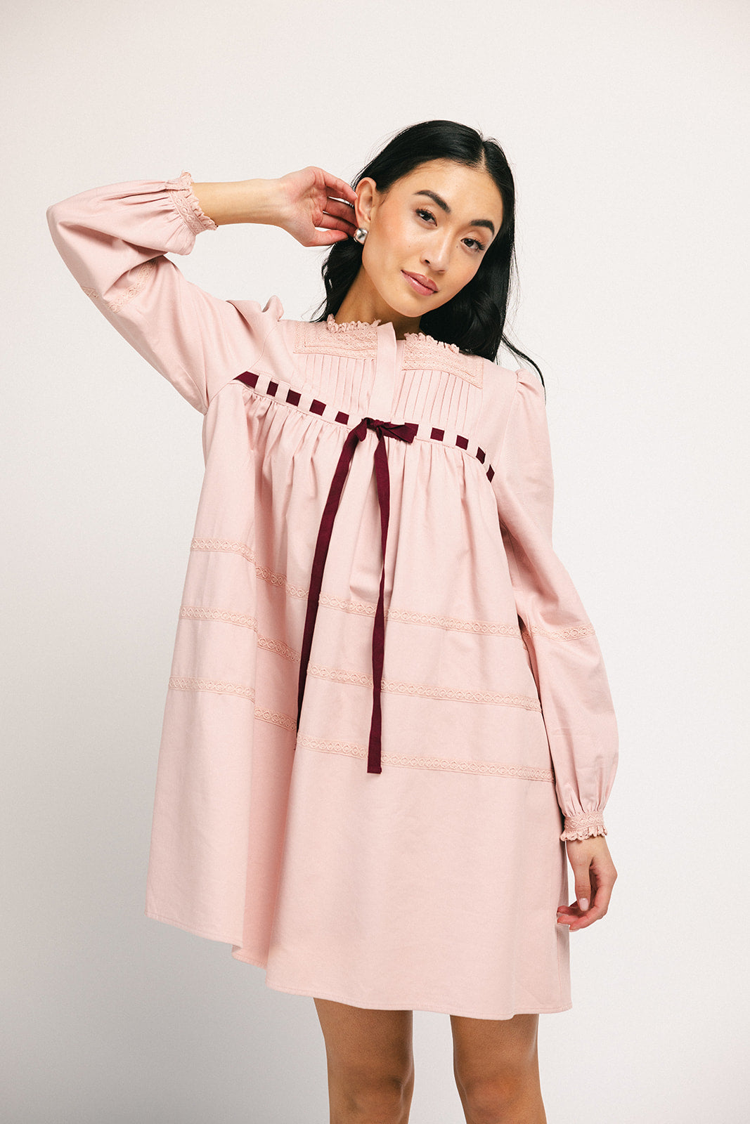 Lucy miniklänning // rosa *exklusivt från Zoco*