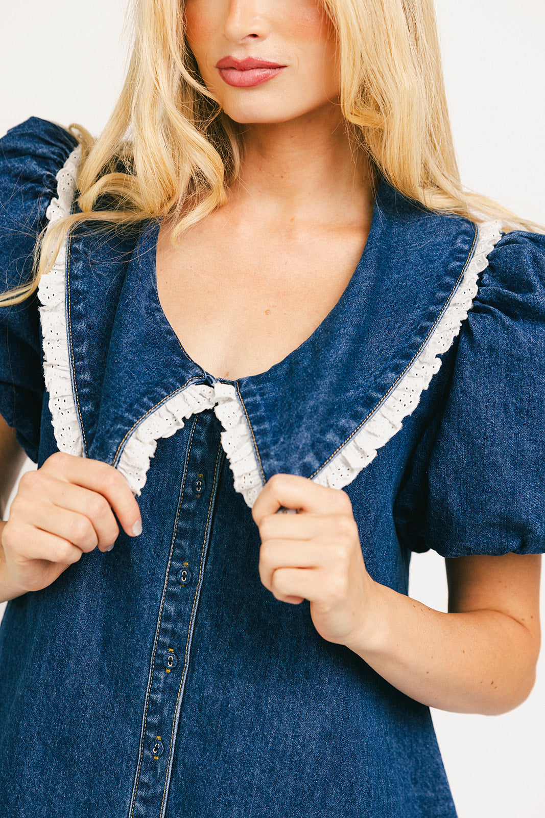 klänning med vallmokrage // denim älskling *exklusivt från Zoco*
