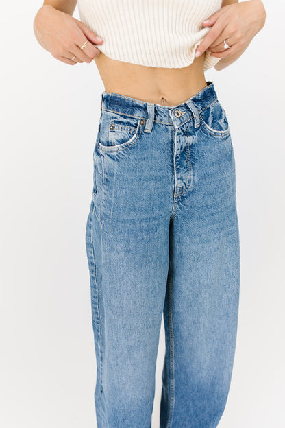 Old West slouchy jeans i canyonblå // free people 