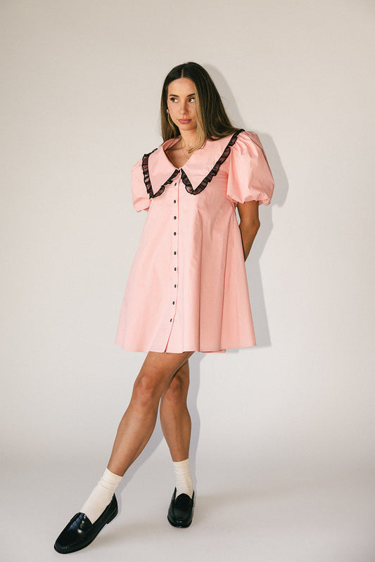 klänning med vallmokrage // rosa *exklusivt från Zoco*