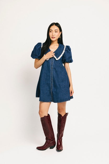 klänning med vallmokrage // denim älskling *exklusivt från Zoco*