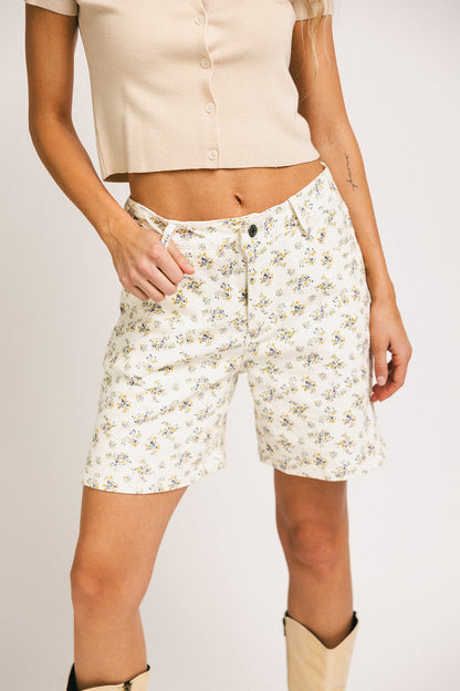 blommiga bermudashorts