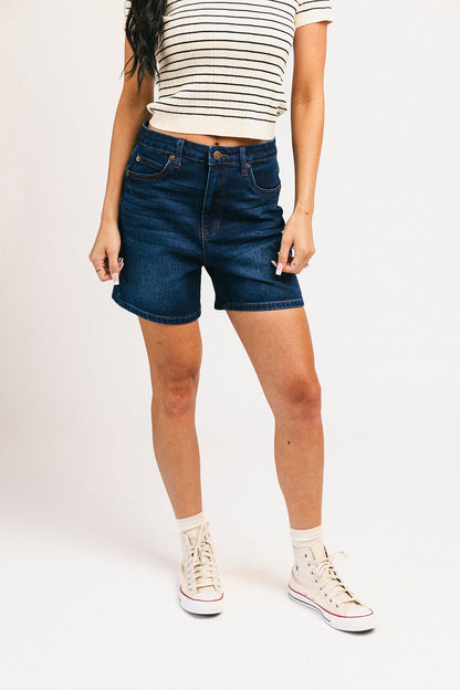 det skulle vara snygga jeansshorts